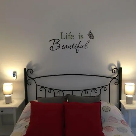 Apartment Perla 6 *
